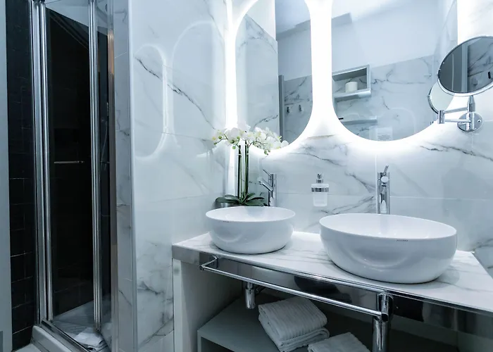 Cesare Ai Cavalieri Гостевой дом 4*